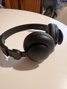 On-Ear Bluetooth Headphones - Black